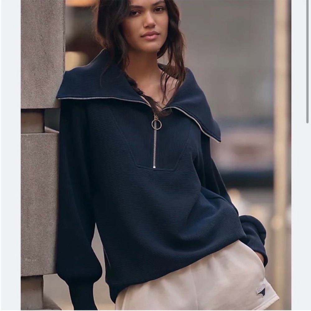 Varley Vine half zip Navy Sweater